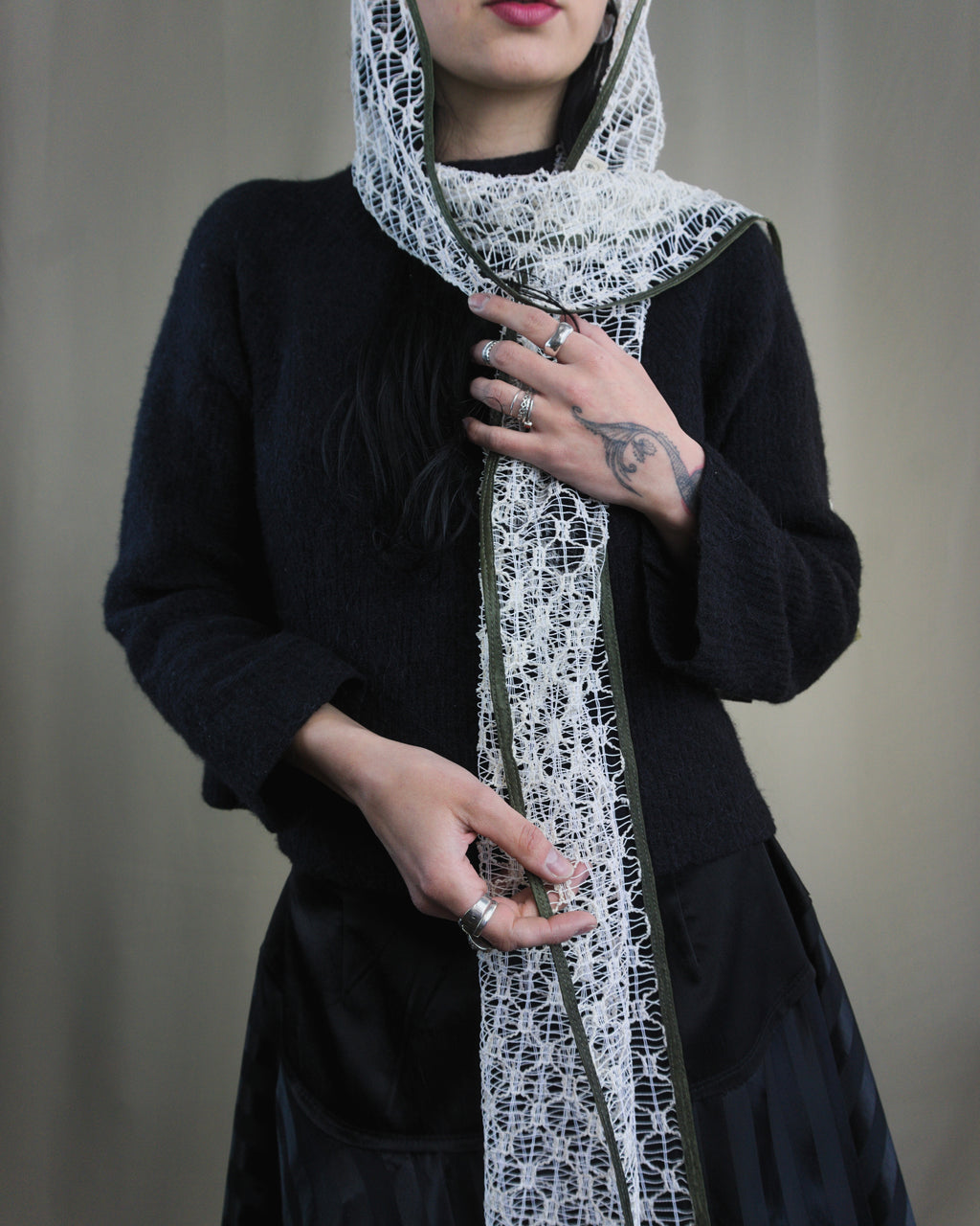 Lace headpiece