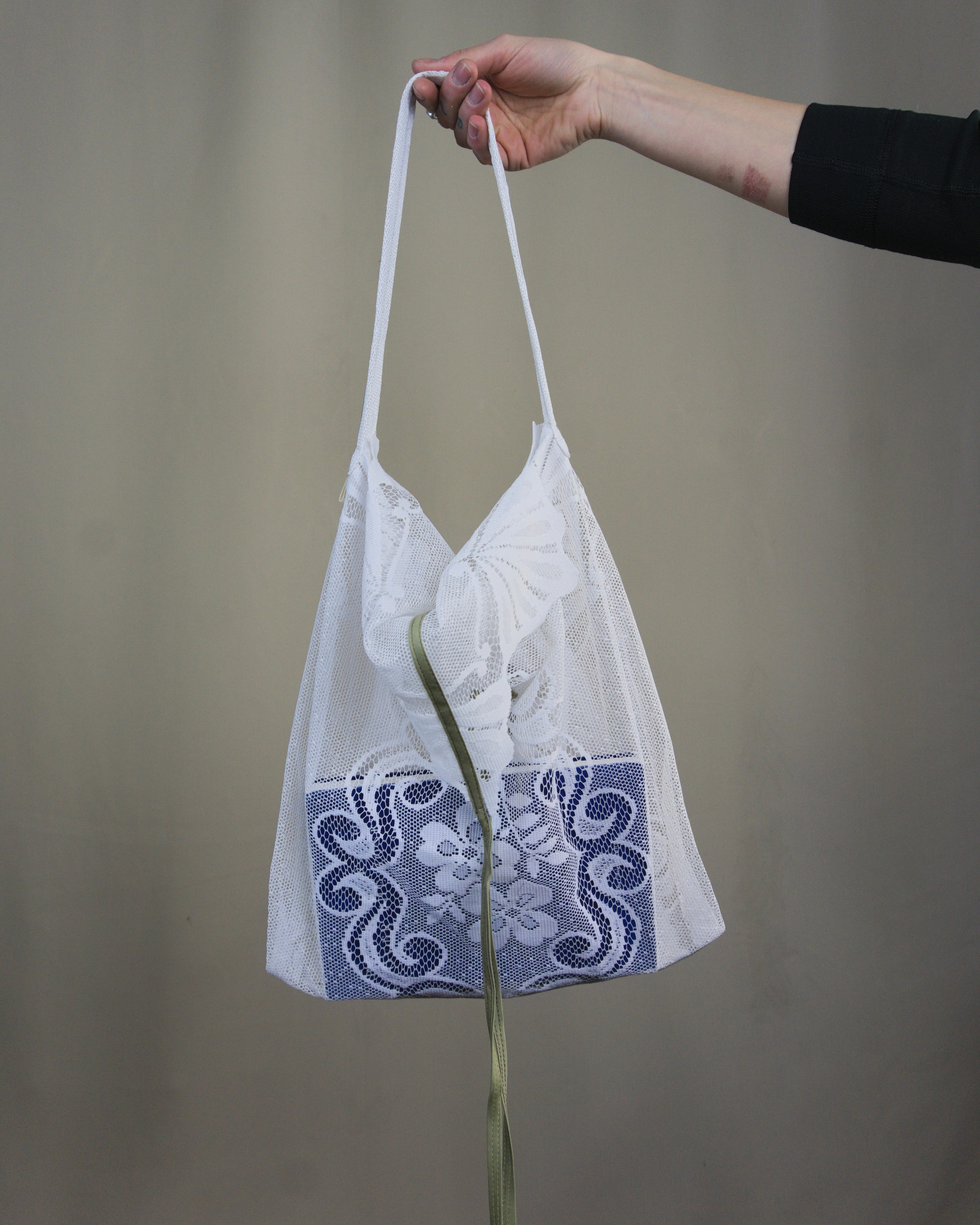 Lace tote bag
