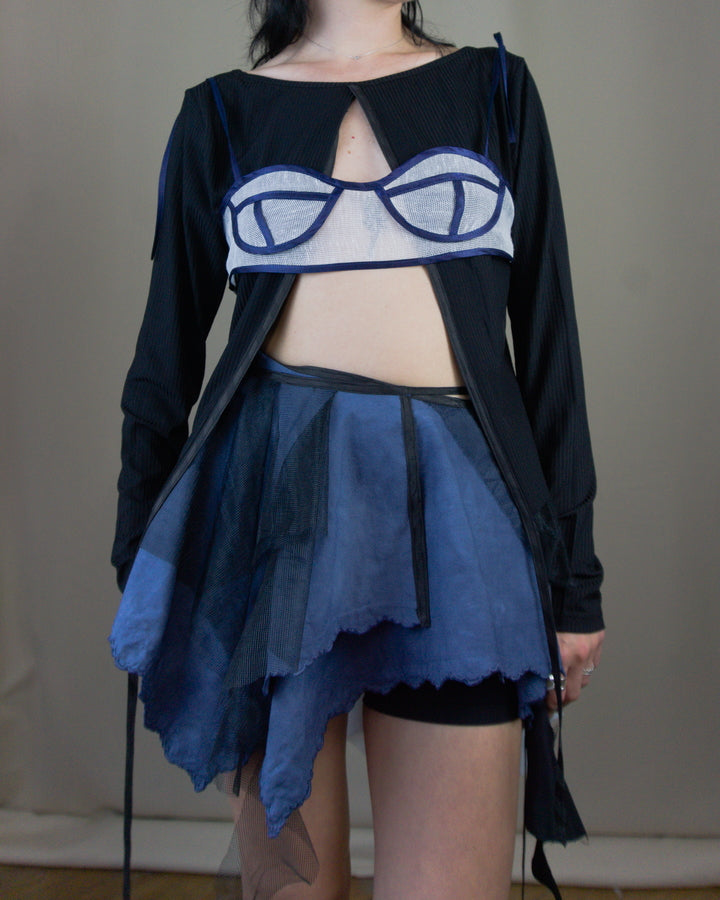 Black split top