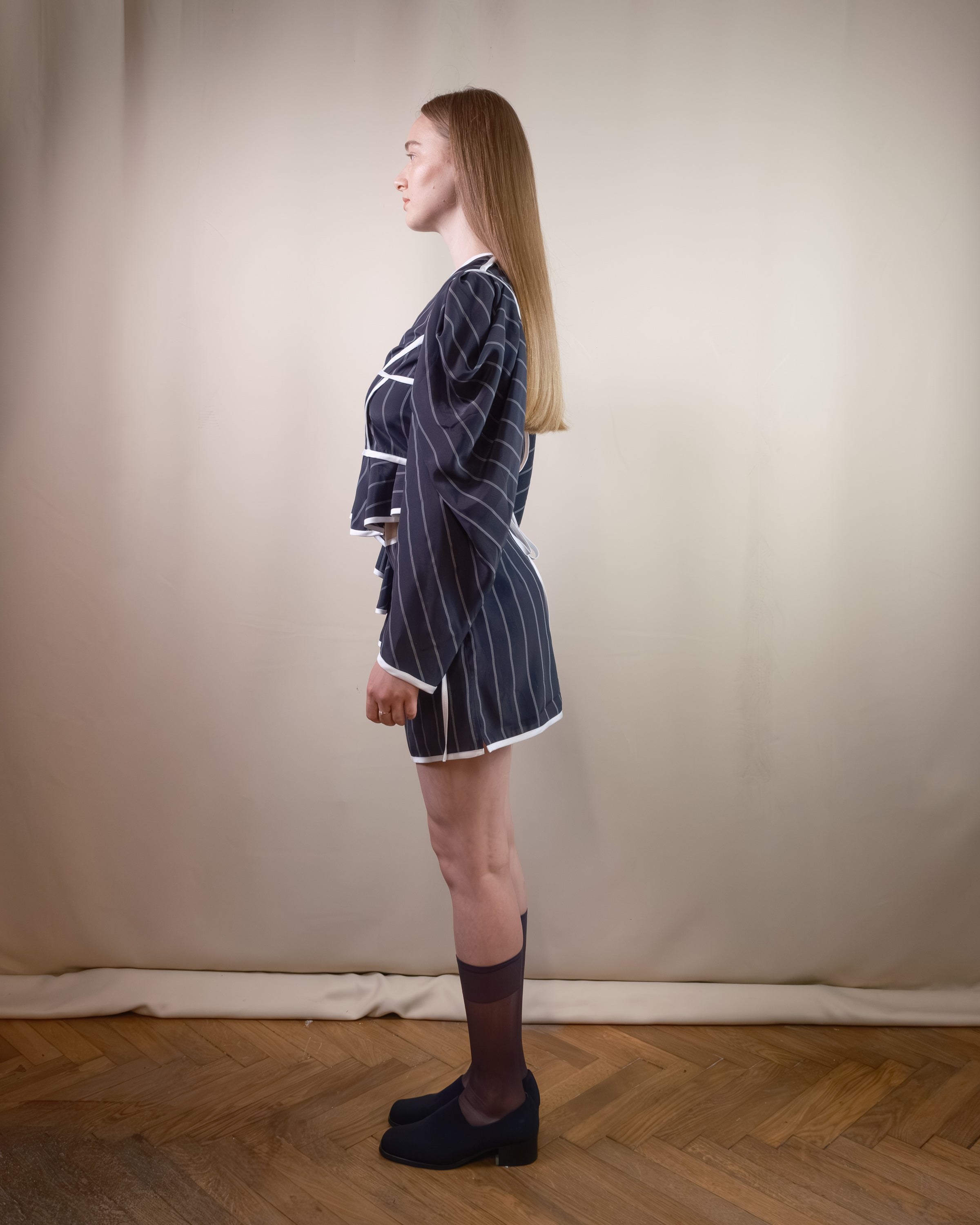 Striped puffy sleeves blouse